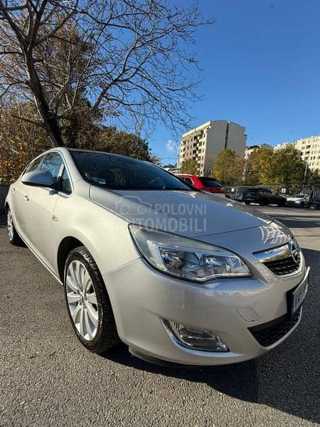 Opel Astra J 1.4