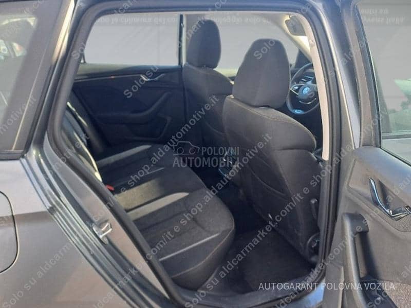 Škoda Kamiq 1.0 TSI DSG STYLE