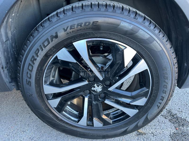 Peugeot 2008 1.5HDI/ALLURE/AUT