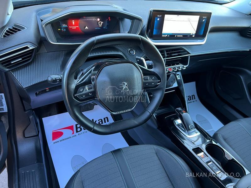 Peugeot 2008 1.5HDI/ALLURE/AUT