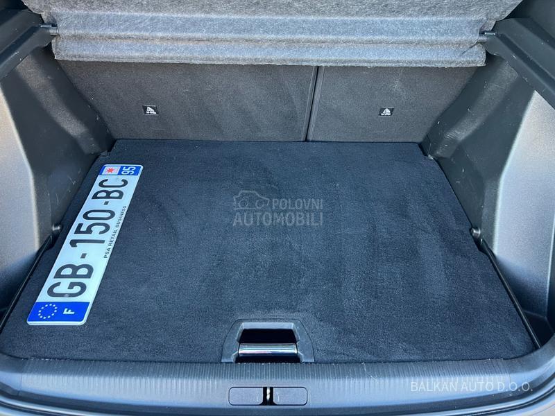 Peugeot 2008 1.5HDI/ALLURE/AUT