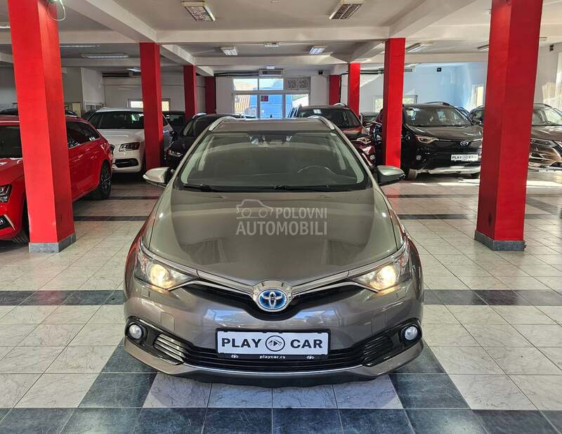 Toyota Auris HYBRID/T0P