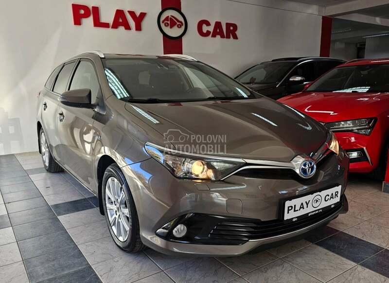 Toyota Auris HYBRID/T0P