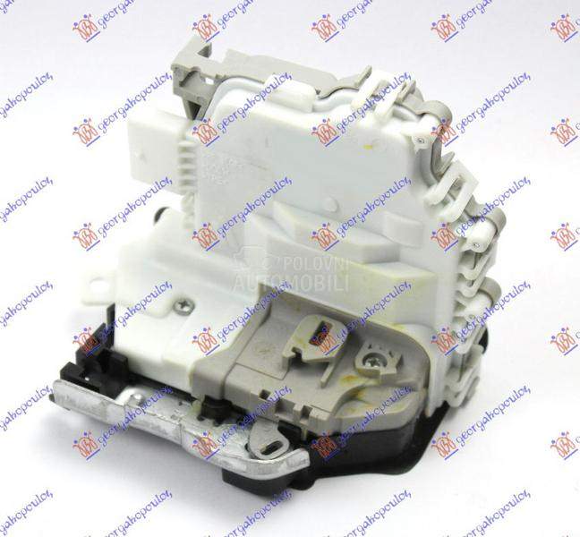 BRAVA ZADNJIH VRATA (CENTRALNO