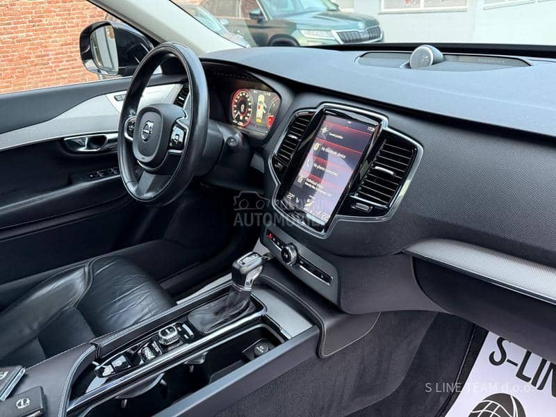 Volvo XC90 D5 INSCRIPTION 7S