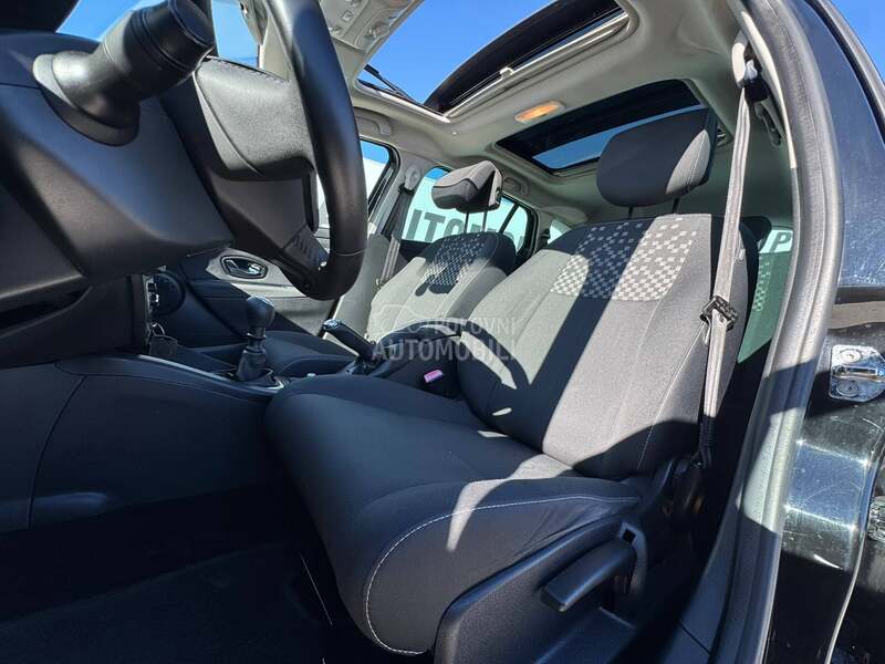 Renault Megane LED / PANO