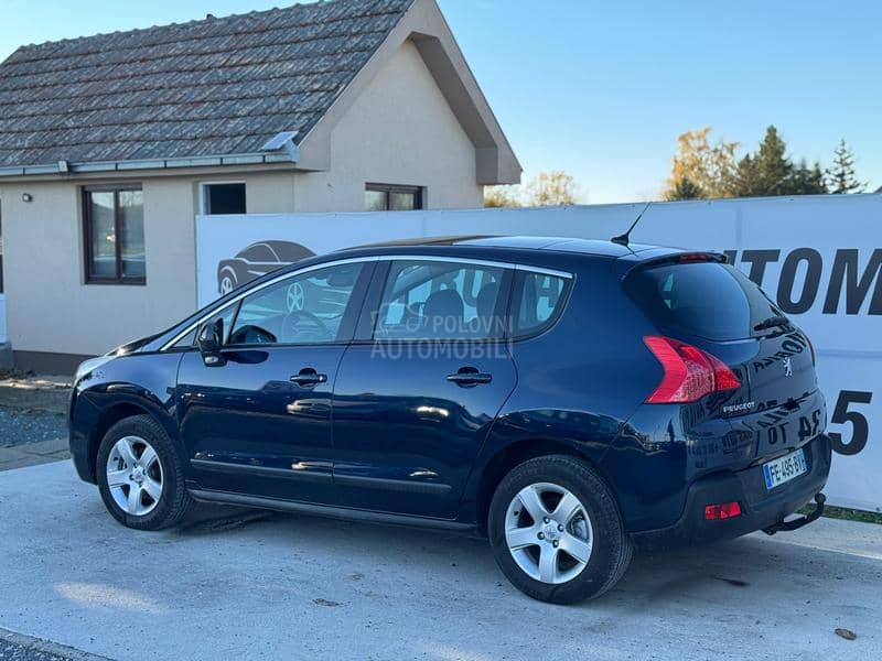 Peugeot 3008 PANO