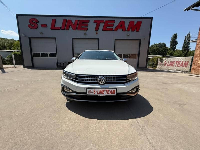 Volkswagen Passat B8 Alltrack 2.0 TDI/DSG/PANO
