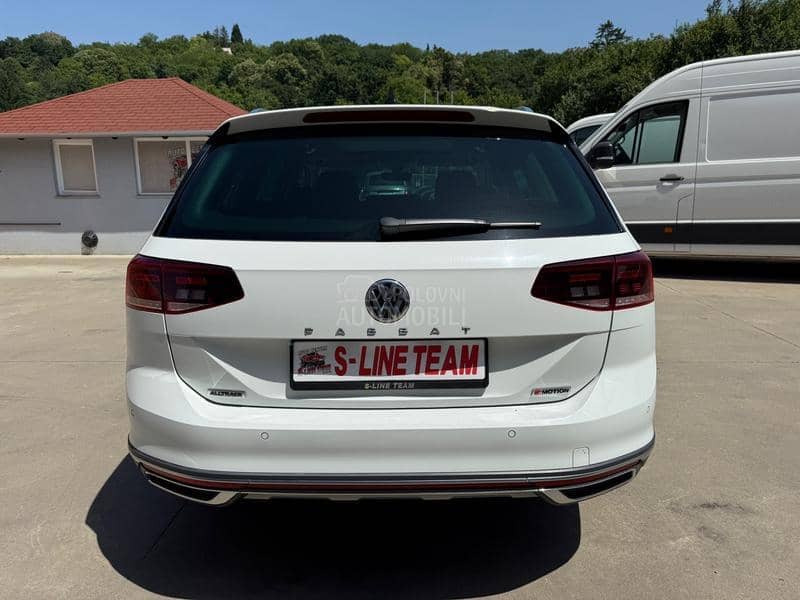 Volkswagen Passat B8 Alltrack 2.0 TDI/DSG/PANO