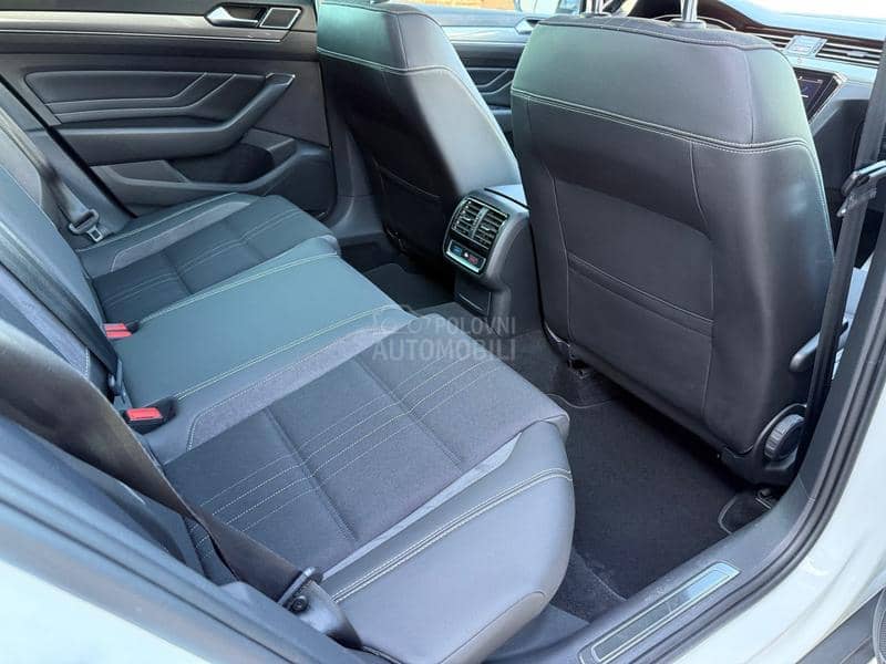 Volkswagen Passat B8 Alltrack 2.0 TDI/DSG/PANO