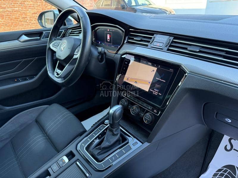 Volkswagen Passat B8 Alltrack 2.0 TDI/DSG/PANO