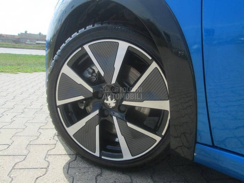 Peugeot 208 e