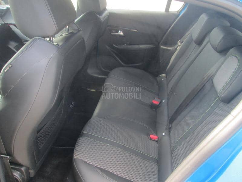 Peugeot 208 e