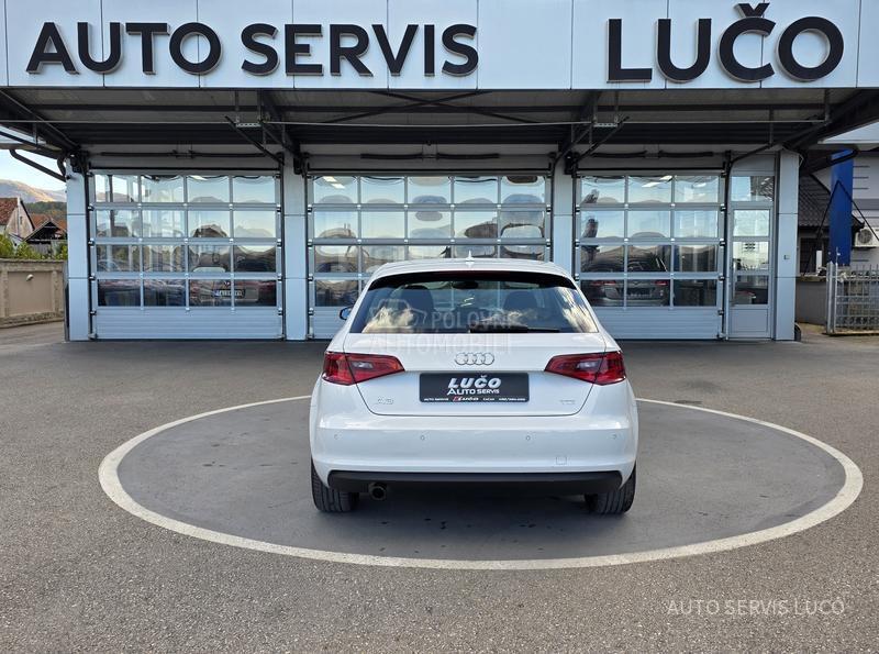 Audi A3 1.6 TDI S TRONIC/LED