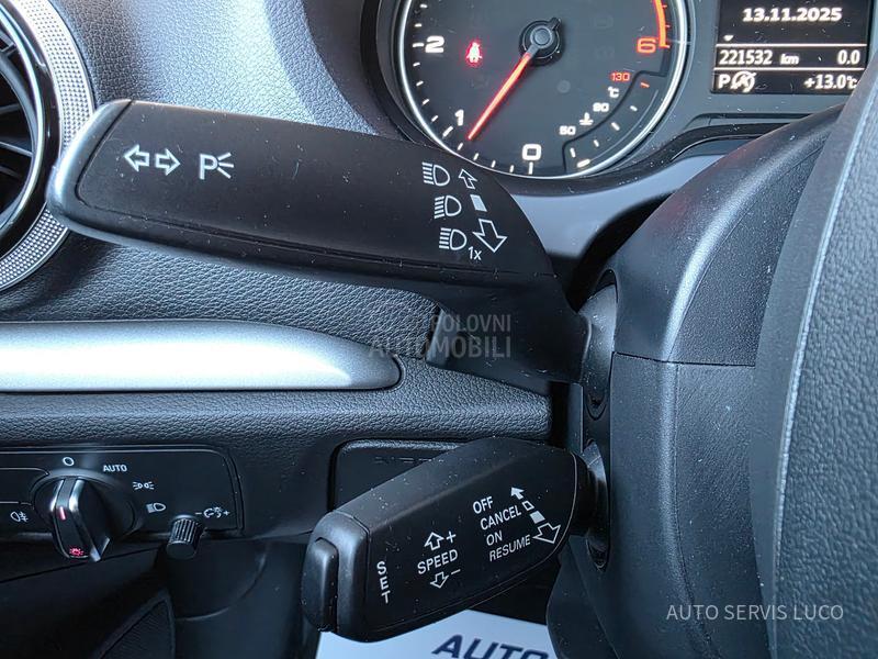 Audi A3 1.6 TDI S TRONIC/LED