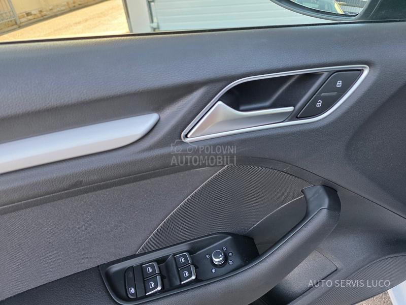 Audi A3 1.6 TDI S TRONIC/LED