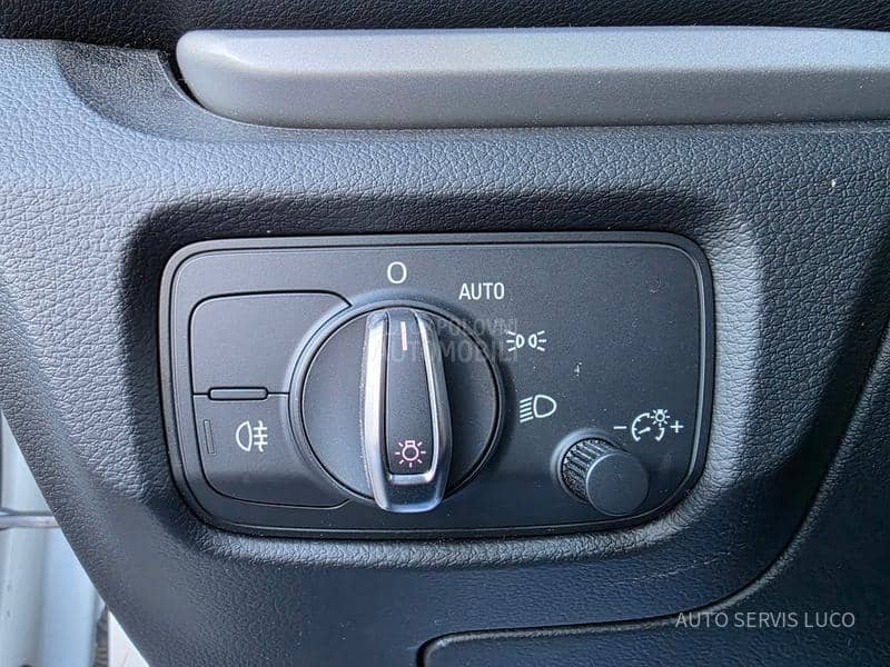 Audi A3 1.6 TDI S TRONIC/LED