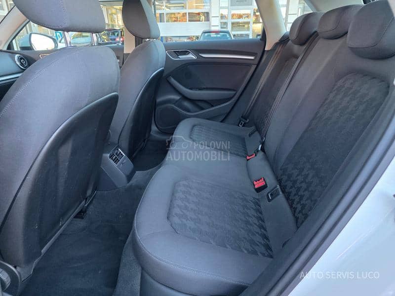 Audi A3 1.6 TDI S TRONIC/LED
