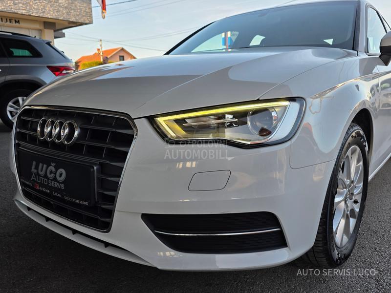 Audi A3 1.6 TDI S TRONIC/LED