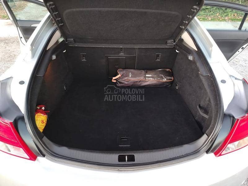 Opel Insignia 2.0 cdti