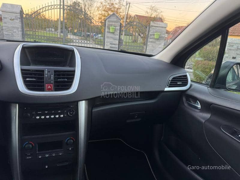 Peugeot 207 1.6 SVAJCARSA NOV