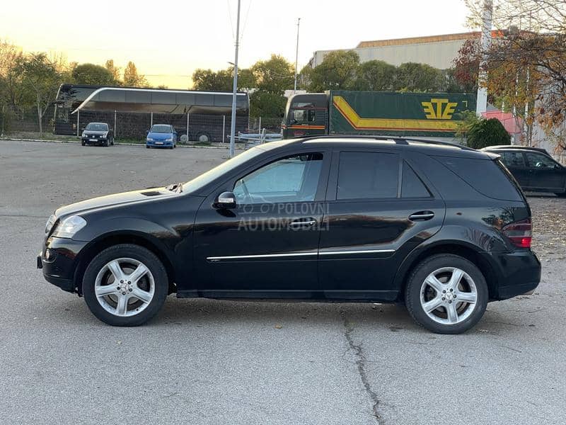 Mercedes Benz ML 320 CDI 4MATIC SPORT