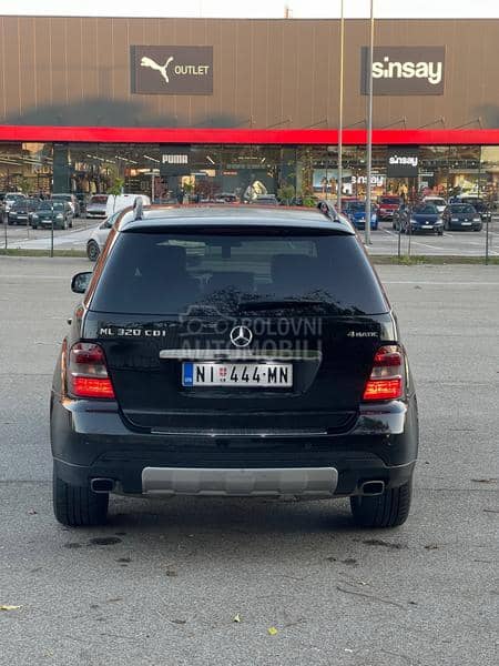 Mercedes Benz ML 320 CDI 4MATIC SPORT
