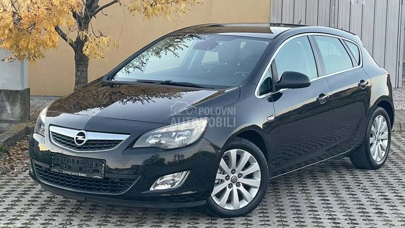 Opel Astra J 1.7CDTI COSMO