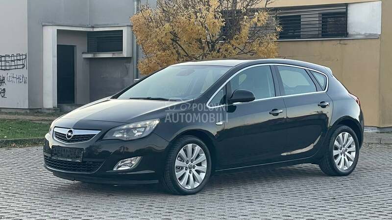 Opel Astra J 1.7CDTI COSMO