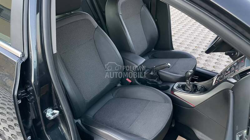 Opel Astra J 1.7CDTI COSMO
