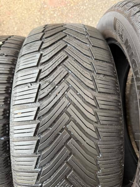 Michelin 205/55 R17 Zimska