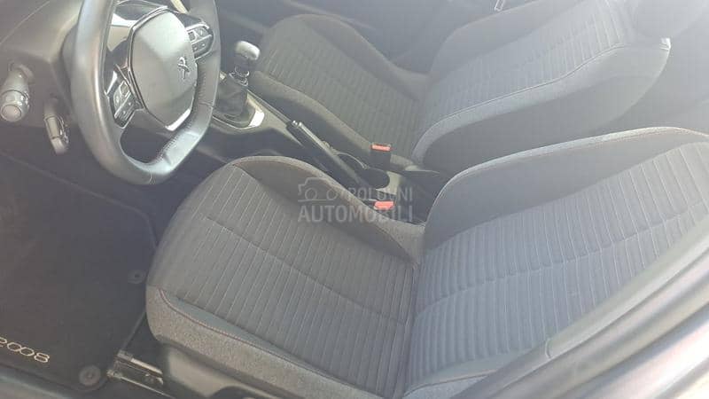 Peugeot 2008 1.5 BLU NAV ALU LED