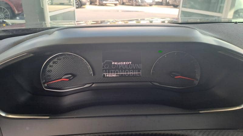 Peugeot 2008 1.5 BLU NAV ALU LED