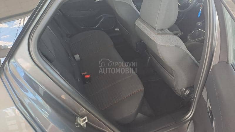 Peugeot 2008 1.5 BLU NAV ALU LED