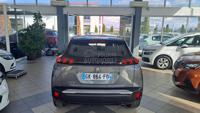 Peugeot 2008 1.5 BLU NAV ALU LED