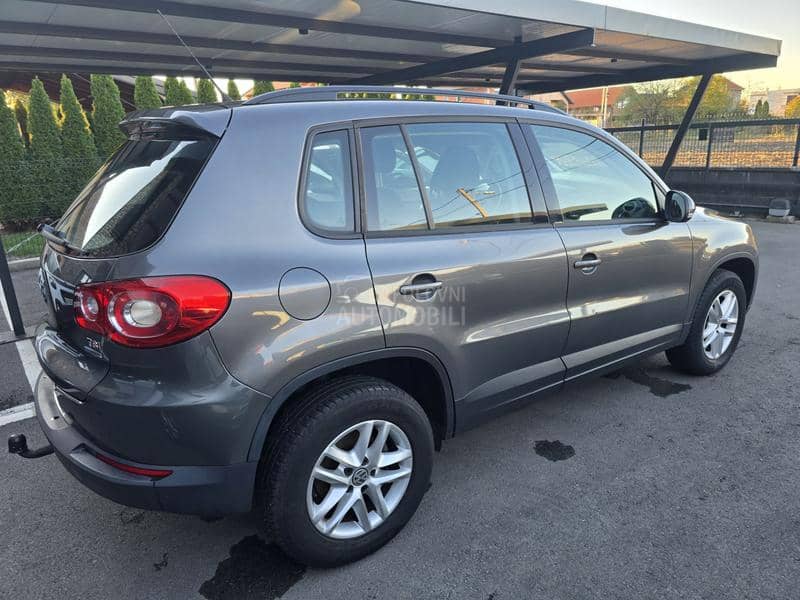 Volkswagen Tiguan SPORT/STYLE Volkswagen Tiguan SPORT/STYLE