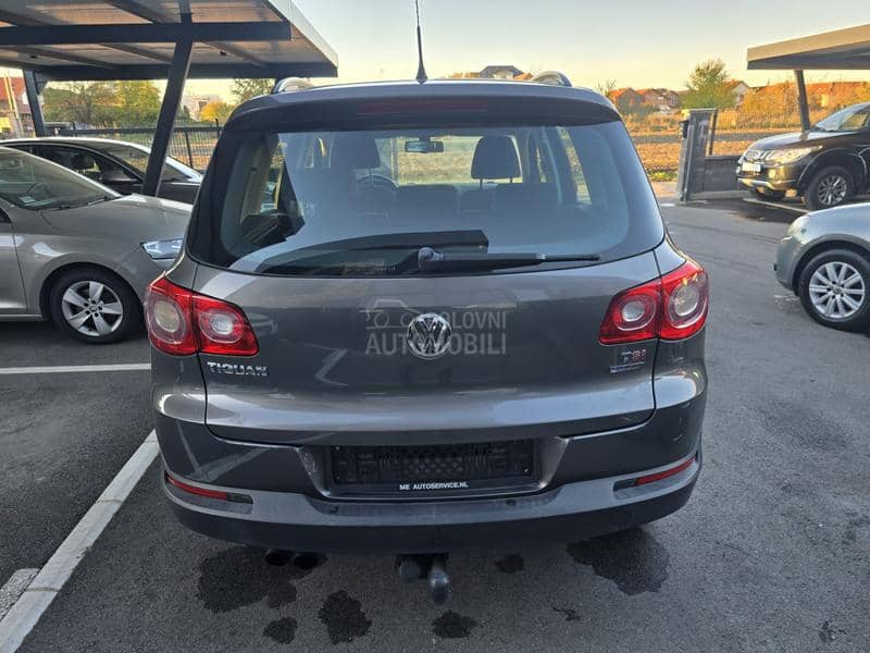 Volkswagen Tiguan SPORT/STYLE Volkswagen Tiguan SPORT/STYLE