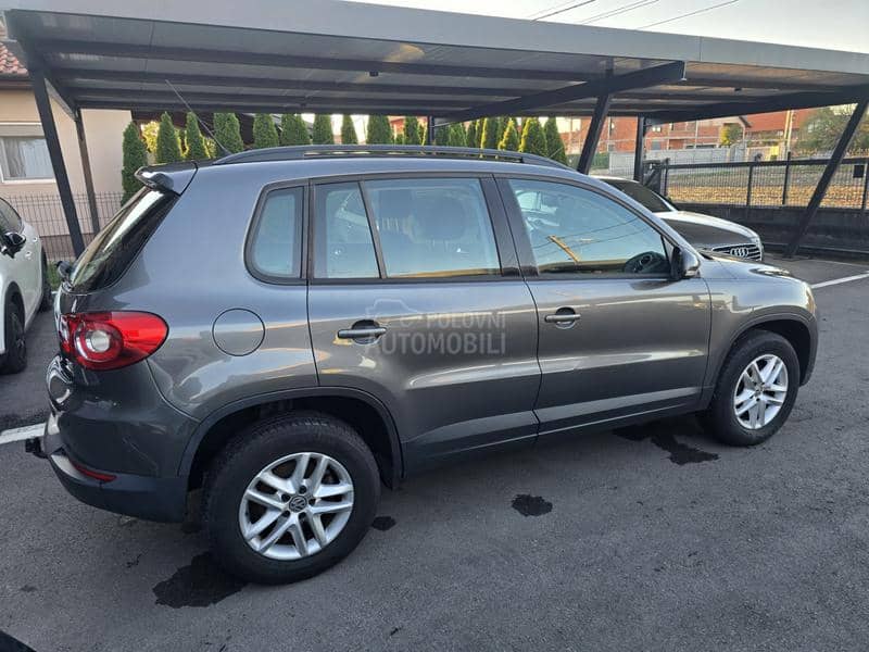 Volkswagen Tiguan SPORT/STYLE Volkswagen Tiguan SPORT/STYLE