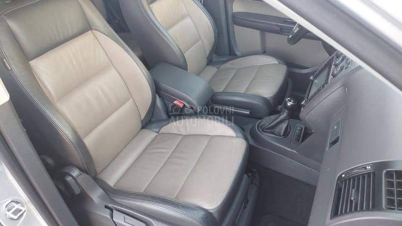 Volkswagen Touran 1.9 Tdi Novo