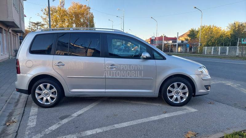 Volkswagen Touran 1.9 Tdi Novo