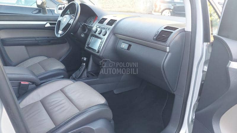 Volkswagen Touran 1.9 Tdi Novo