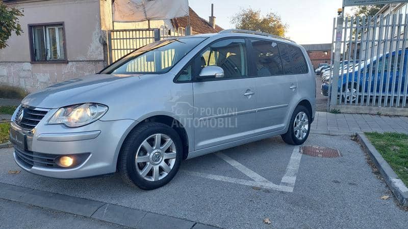 Volkswagen Touran 1.9 Tdi Novo