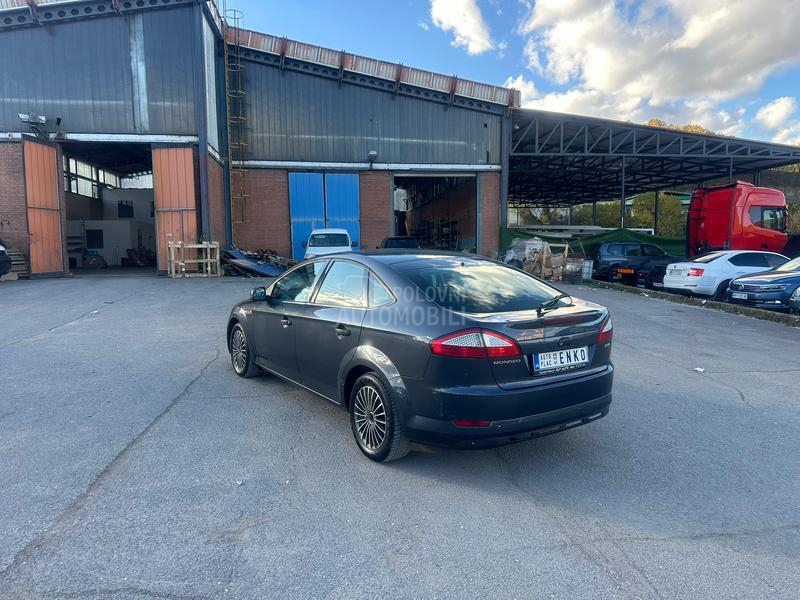 Ford Mondeo 