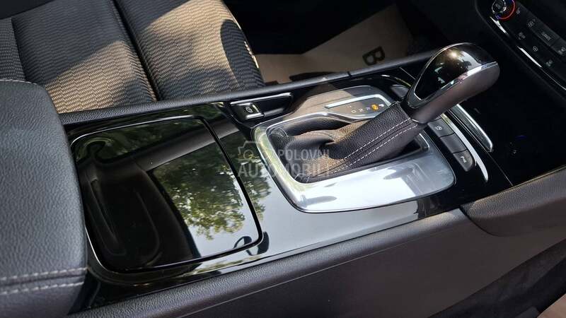 Opel Insignia P R E M I U M