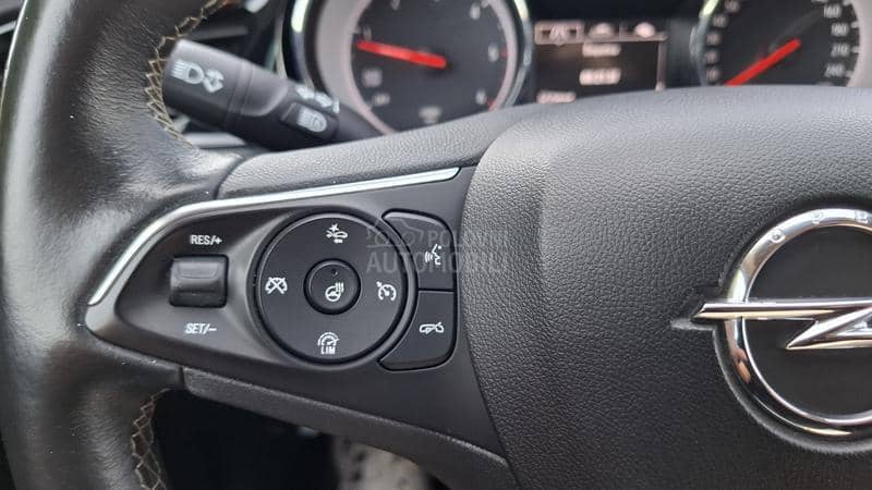 Opel Insignia P R E M I U M