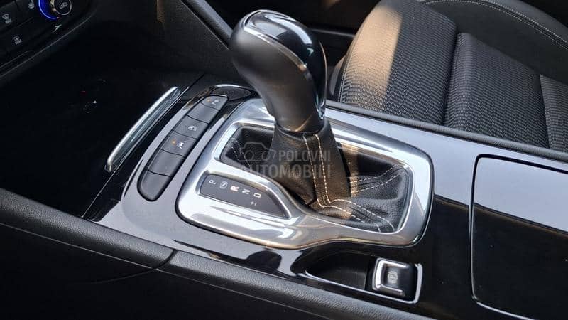 Opel Insignia P R E M I U M