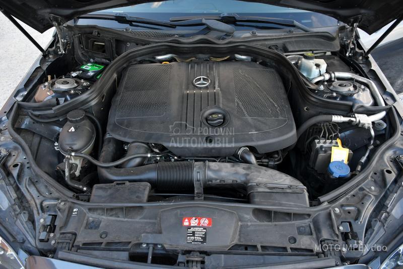 Mercedes Benz E 220 2.2CDI/AUT/NE PALI