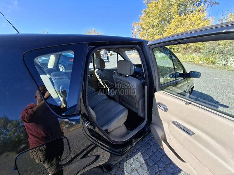 Renault Scenic 1.9Dci