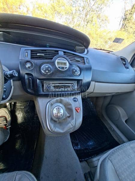 Renault Scenic 1.9Dci