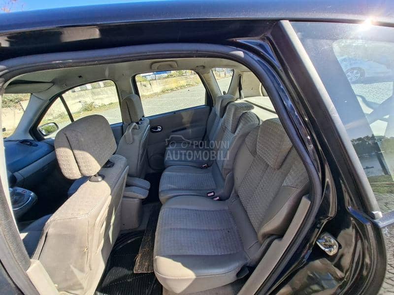 Renault Scenic 1.9Dci